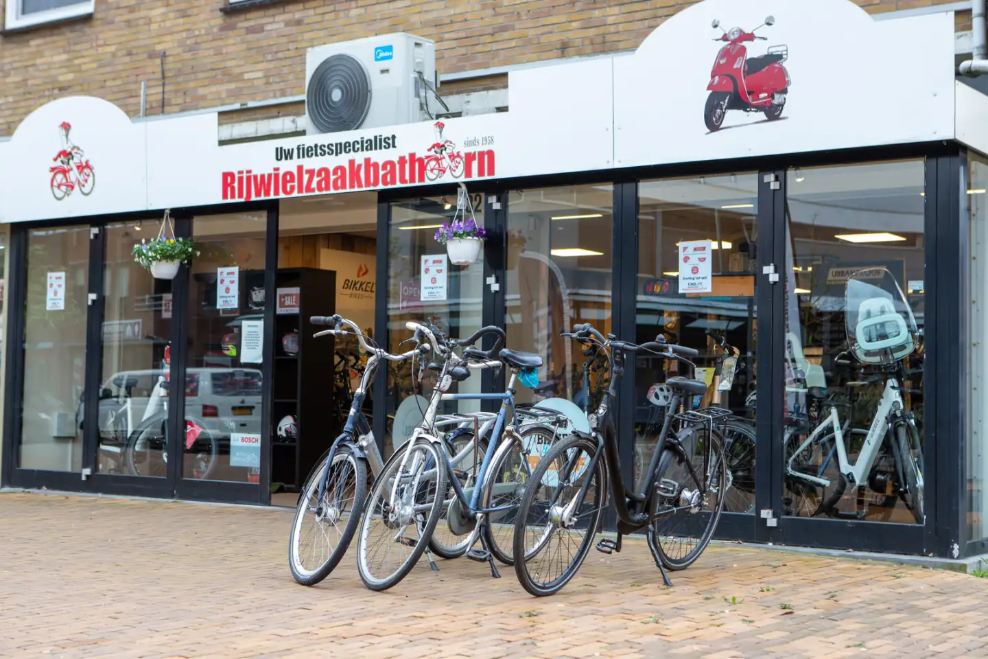 Fietsen bij Rijwielzaak Bathoorn in Roden